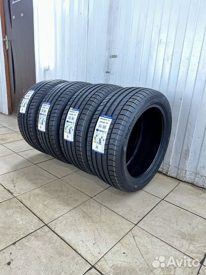 Triangle EffeXSport TH202 275/40 R20 и 315/35 R20 110Y