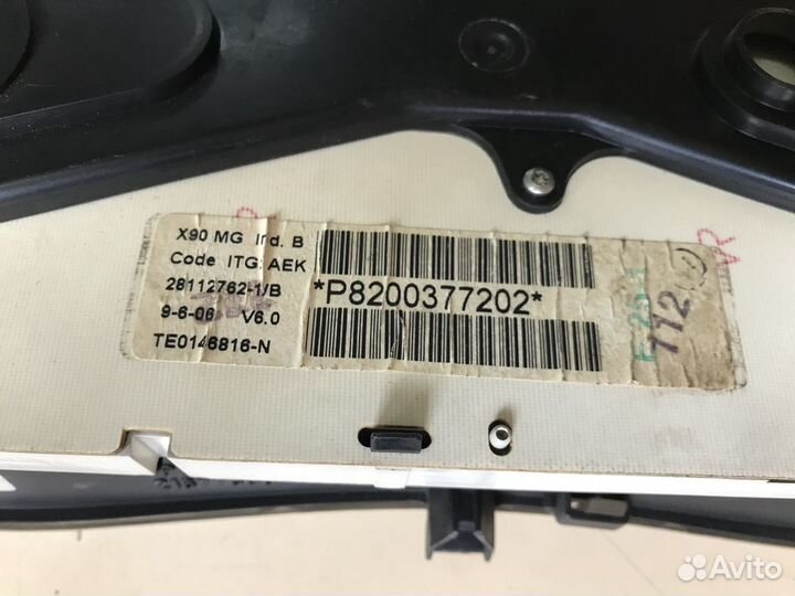 Панель приборов Рено Логан Renault Logan