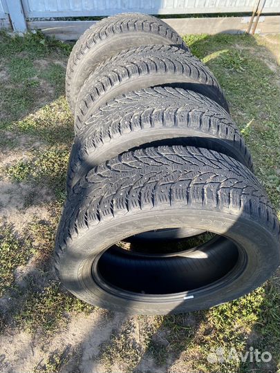 Nokian Tyres Hakkapeliitta 9 SUV 225/60 R17