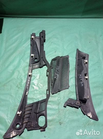 Жабо Renault Megane