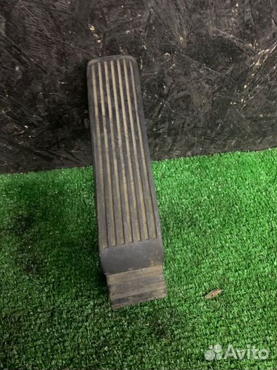 Педаль газа Mercedes-Benz E-Class W210 M104