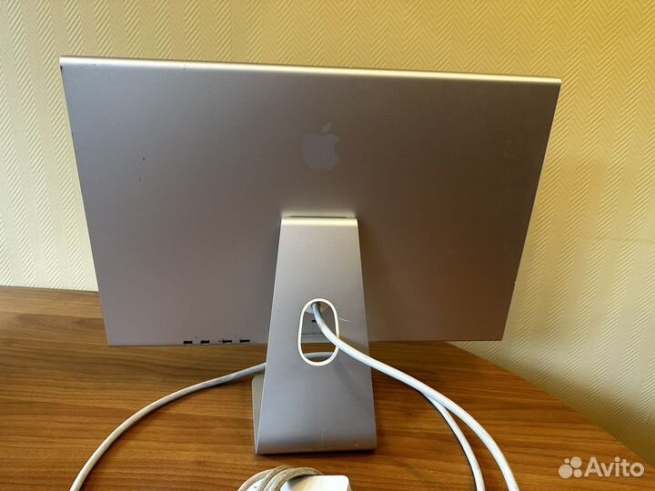 Apple Cinema Display 23