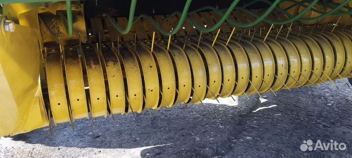 Пресс-подборщик John Deere 550, 1990