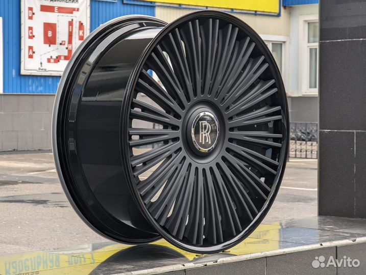 Кованые диски R23 GT Forged н Rolls Roycе Cullinan