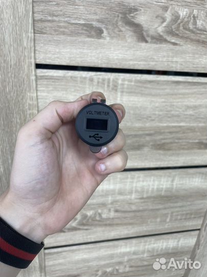 Разъём USB в авто 12v-24v быстрая зарядка 2USB 3.0