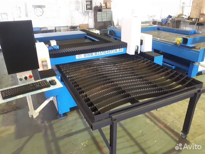 Станок для лазерной резки металла