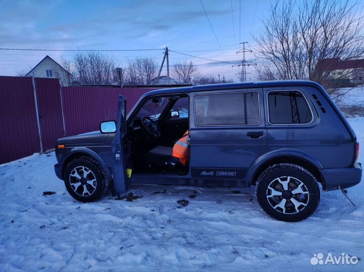 LADA 4x4 (Нива) 1.7 МТ, 2019, 111 000 км