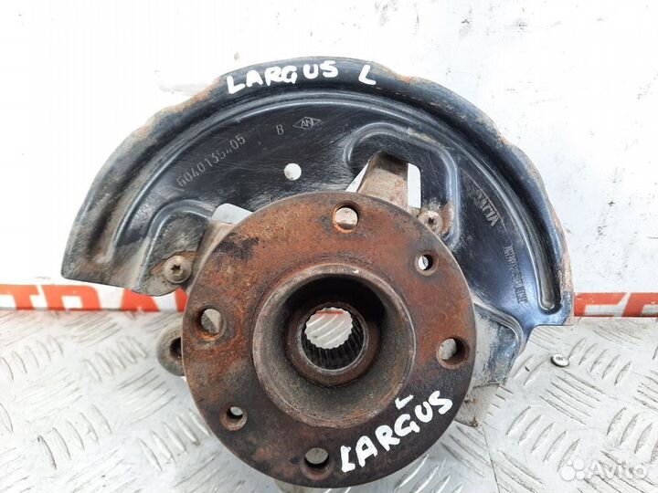 Кулак поворотный со ступицей передний левый Лада Л