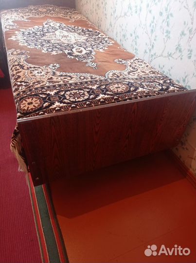 Кровать 90 на 200