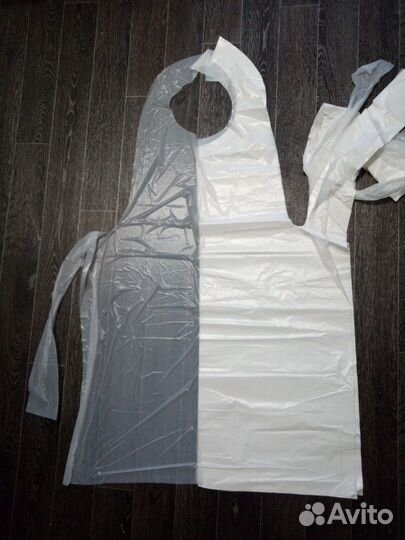 Фартуки одноразовые упаковка 100 штук