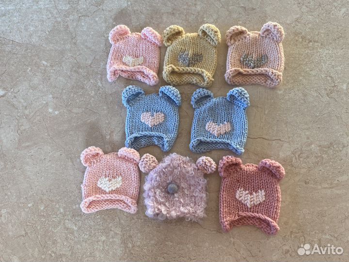Вязанные шапки для кукол