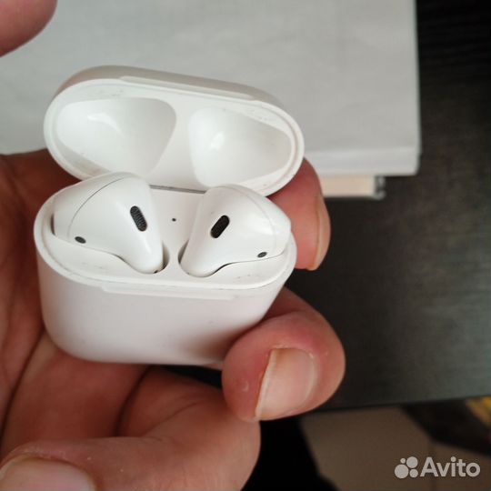 Беспроводные наушники