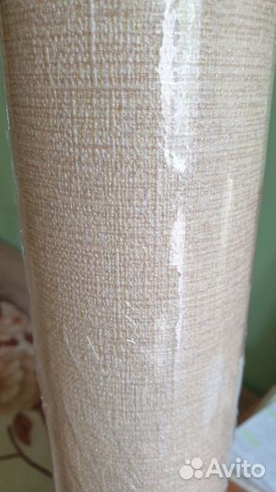 Обои бежевые остатки