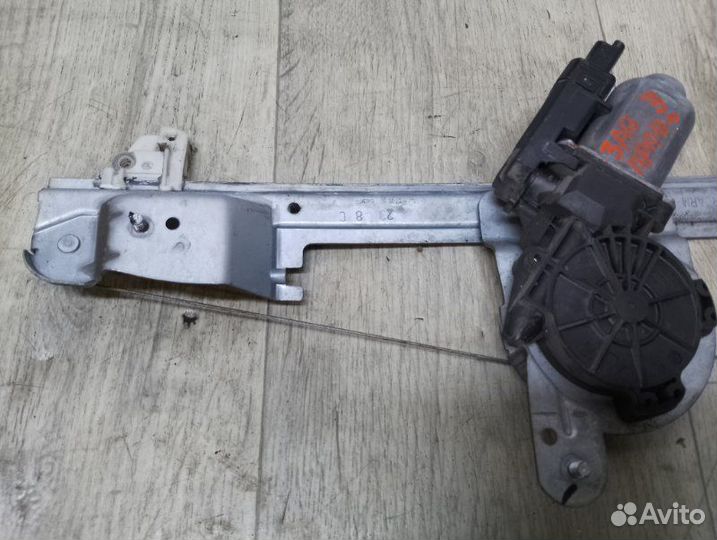 Стеклоподъемник задний правый Renault Scenic K9K