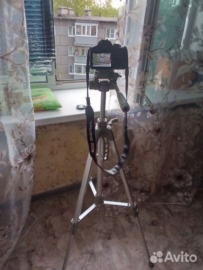 Фотокамера canon