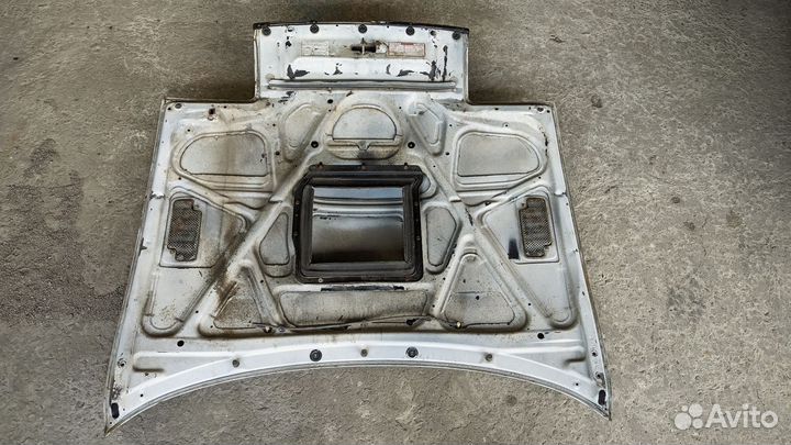 Капот celica GT4 ST185 RC/CS