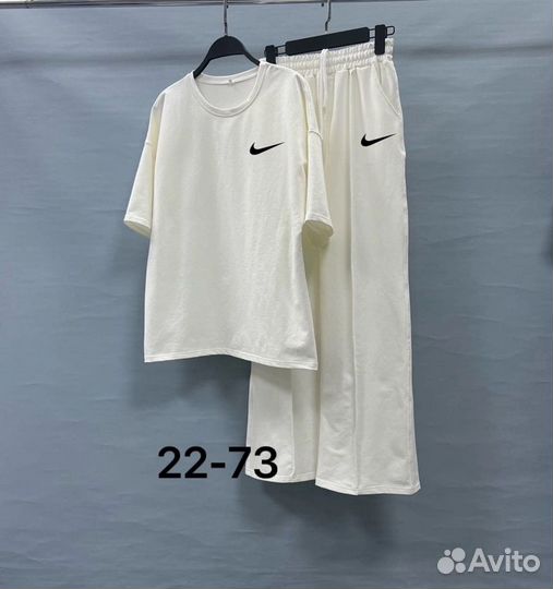 Спортивный костюм женский nike