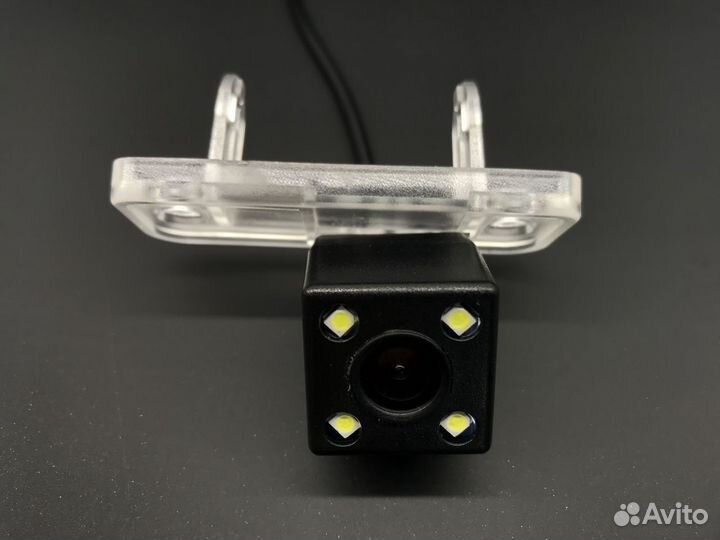 Камера заднего вида для Volvo V60 2014-2015