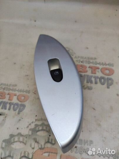 Кнопка стеклоподъемника задняя левая Lifan Smily