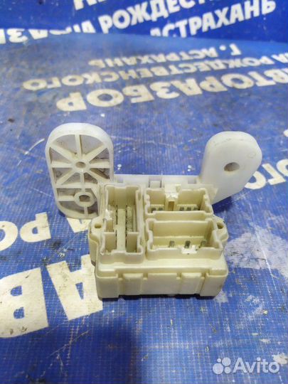 Блок предохранителей салона Nissan Teana J32 седан