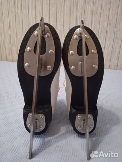 Коньки фигурные Nordway Nikole