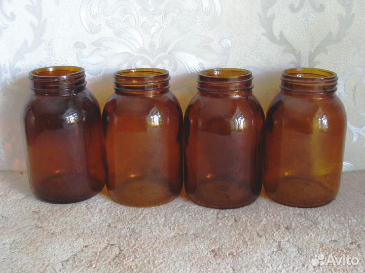 Банки тёмного стекла для реактивов