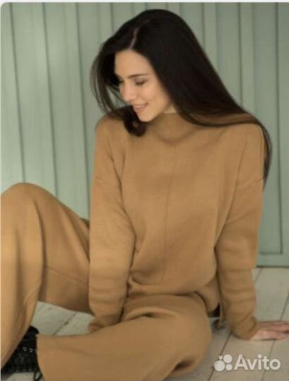 Костюм женский