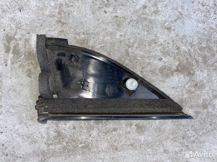 Накладка зеркала левая Nissan X-Trail T31 MR20DE
