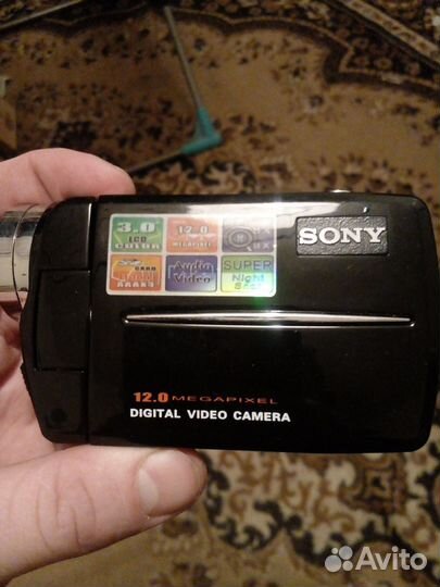 Видеокамера Sony цифровая 12мп