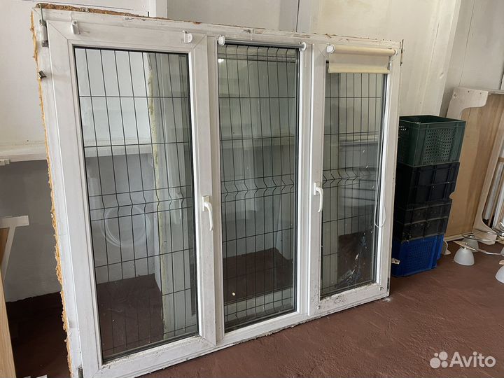 Окно пластиковой 180/150 см