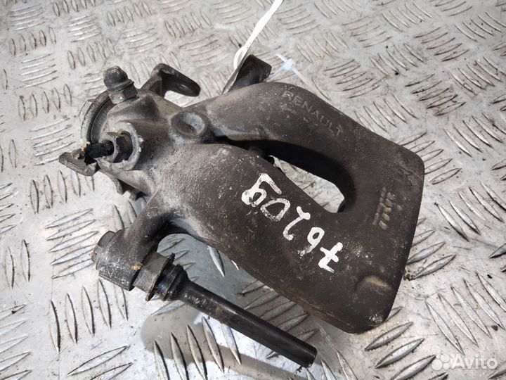 Суппорт задний правый Renault Modus