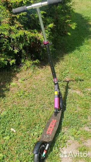 Самокат Roces