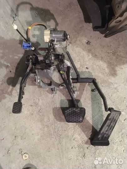 Педальный узел bmw е38