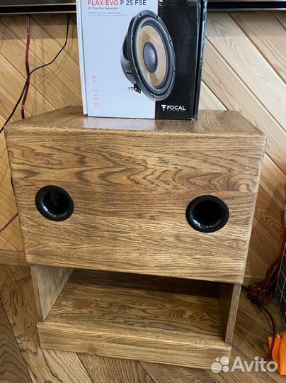 Тумба с сабвуфером