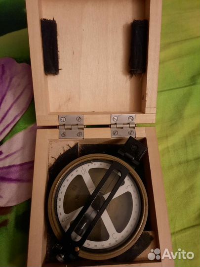 Продам компас