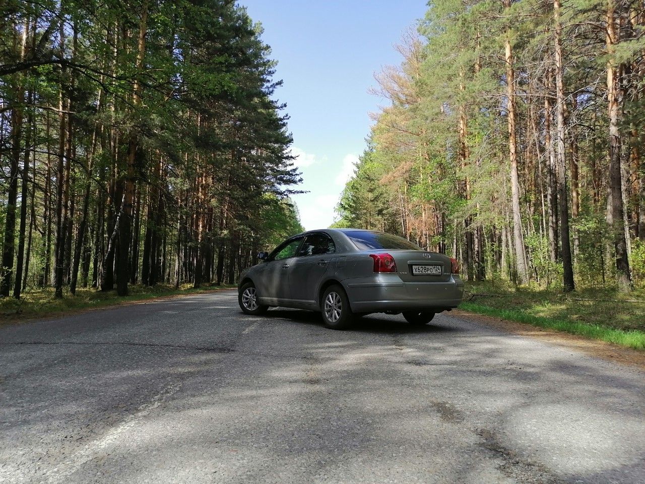 Toyota Avensis: фото владельца