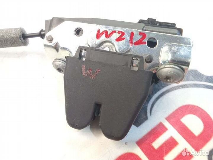 Замок багажника Mercedes-Benz E-Class W212
