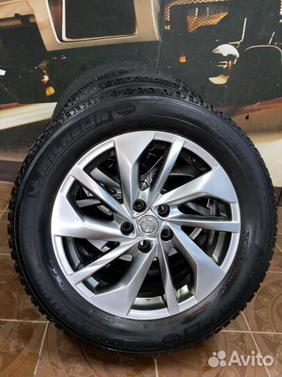 Michelin Latitude X-Ice North 225/60 R18