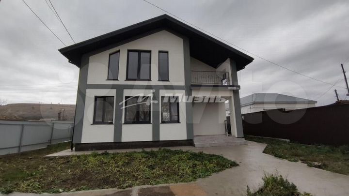 Дом 190 м² на участке 6 сот.