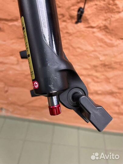 Вилка SR Suntour 29