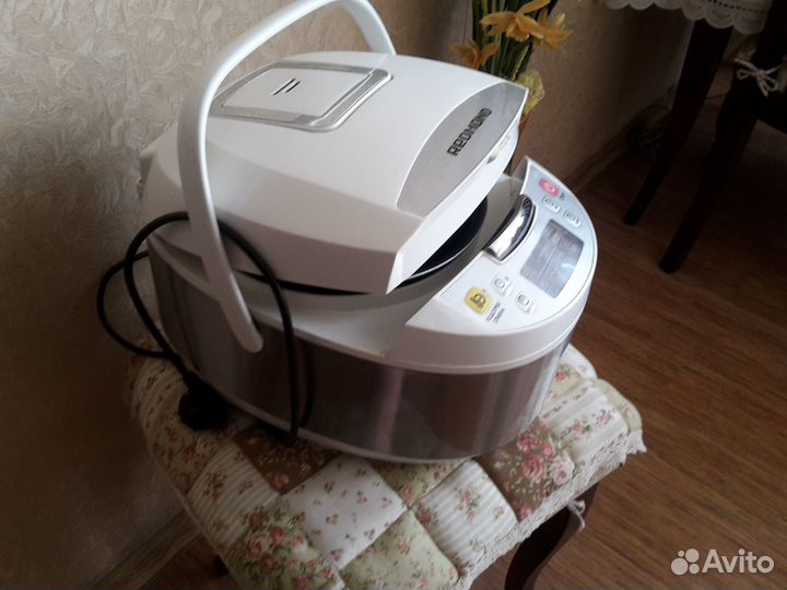 Мультиварка Redmond RMC M-4500