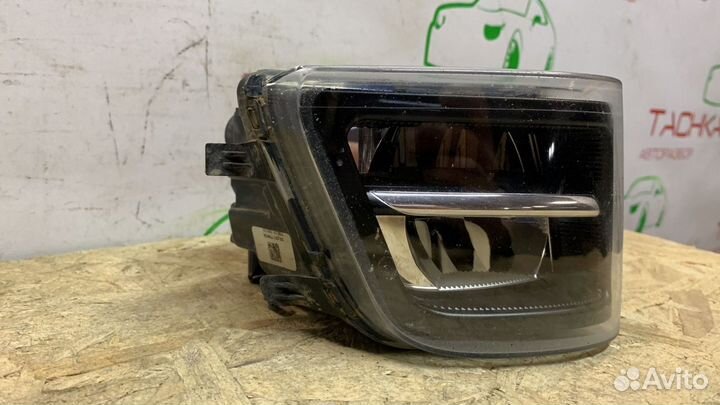 Фара противотуманная правая BMW 7 F01 (2012-2015)