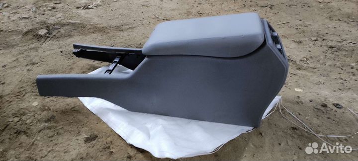 Центральная консоль W210