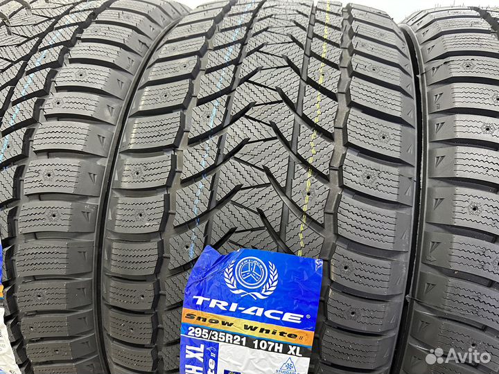 Tri Ace Snow White II 295/35 R21 107H