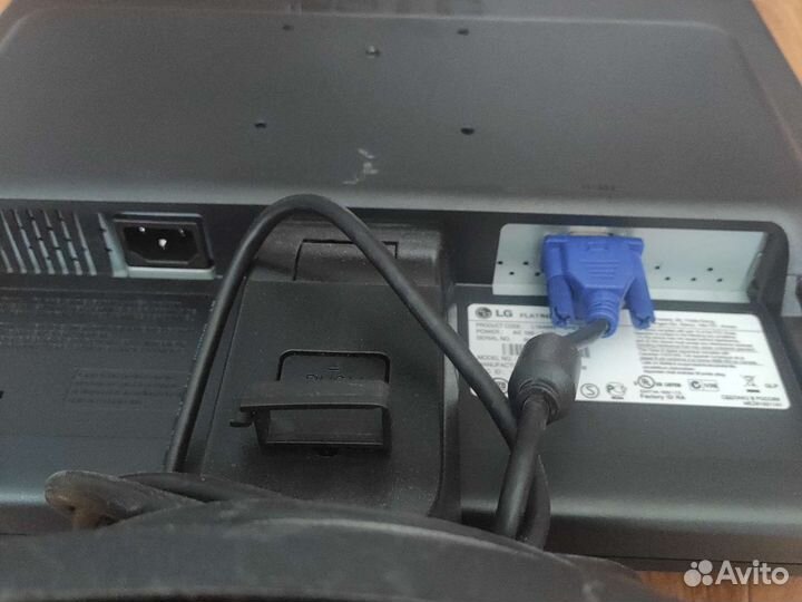 Монитор 19 дюймов L1942SE