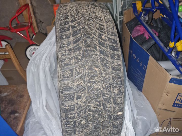 Michelin X-Ice North 3 215/60 R17 100T