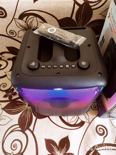 Новая блютуз колонка HI FI с караоке