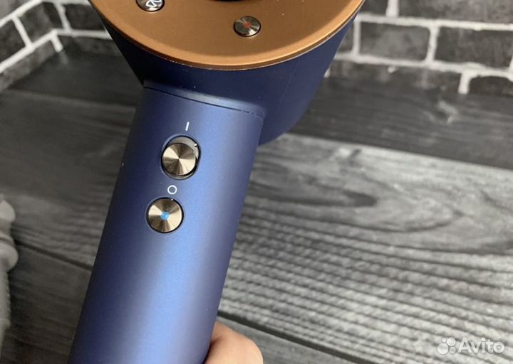 Фен dyson supersonic золото