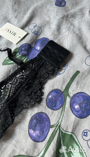 Комплект нижнего белья push up 75В (44) новое