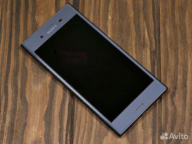 Смартфон Sony Xperia XZ1 (Dual)